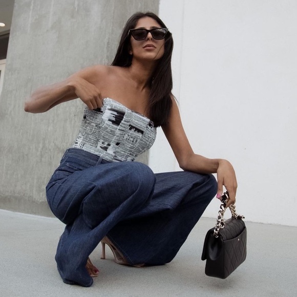 ZARA Newspaper Print Crop Top - Picture 3 of 13